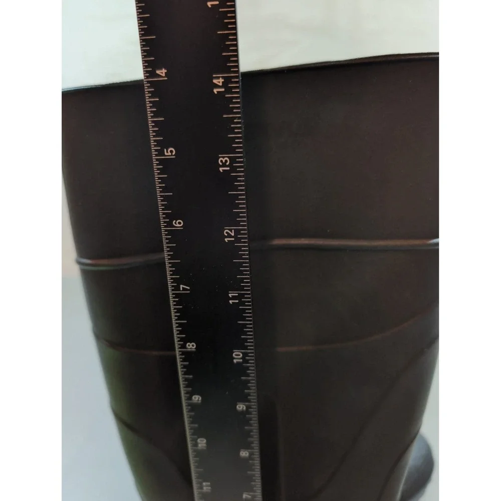 N/A black rubber